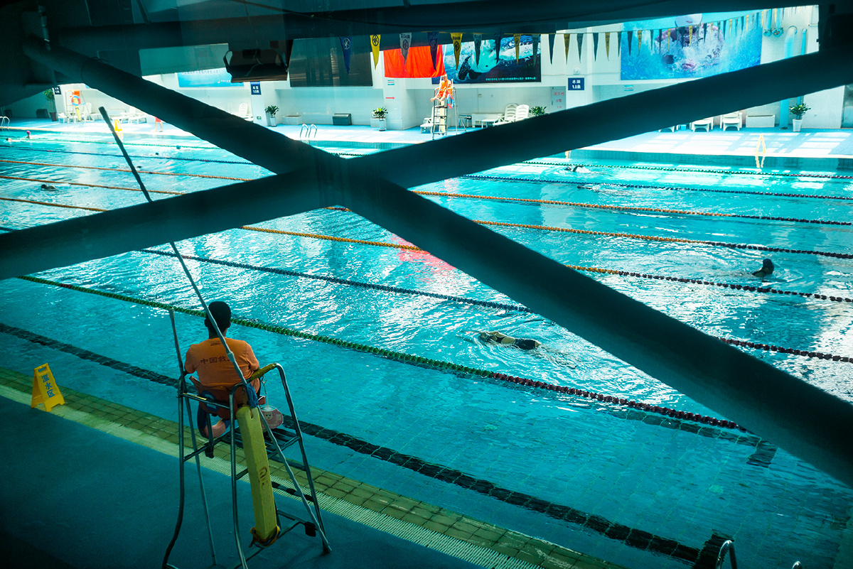 炎热中的清凉2021年6月8日济南全民健身中心游泳馆炎热的夏天来此游泳