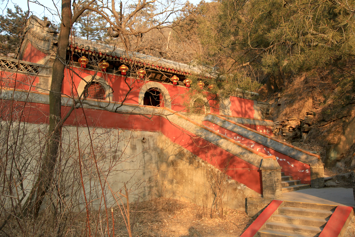 敕建岫云禅寺北京最早的一座佛家寺庙潭柘寺