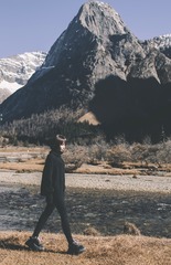 001