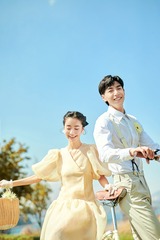 F332446A-B1B3-4BD3-9842-49F70FD18D9C/L0/001