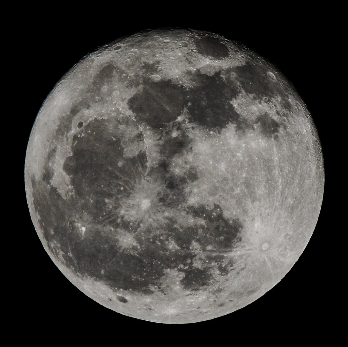 2018年10月25日月亮