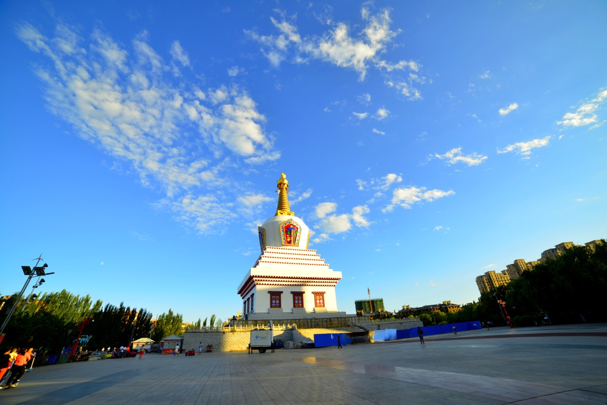 呼和浩特宝尔汗佛塔