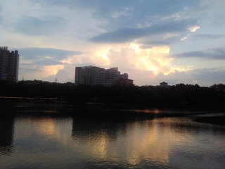1309550