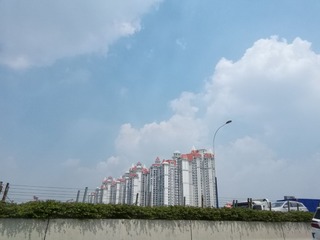 453493