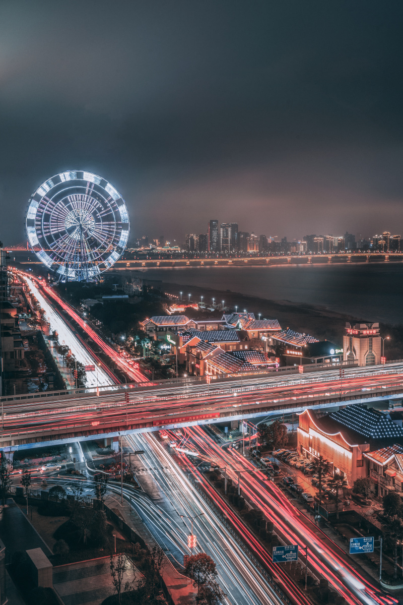 风雨欲来南昌之星摩天轮