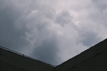 895006