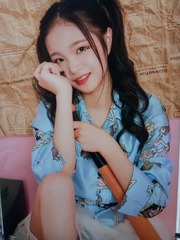 957813