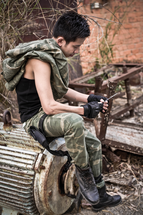 雇佣犬。【从此上路,人面兽心,冷血无情】