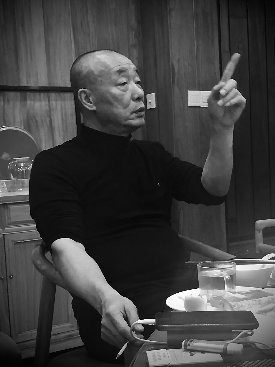 著名批评家刘淳