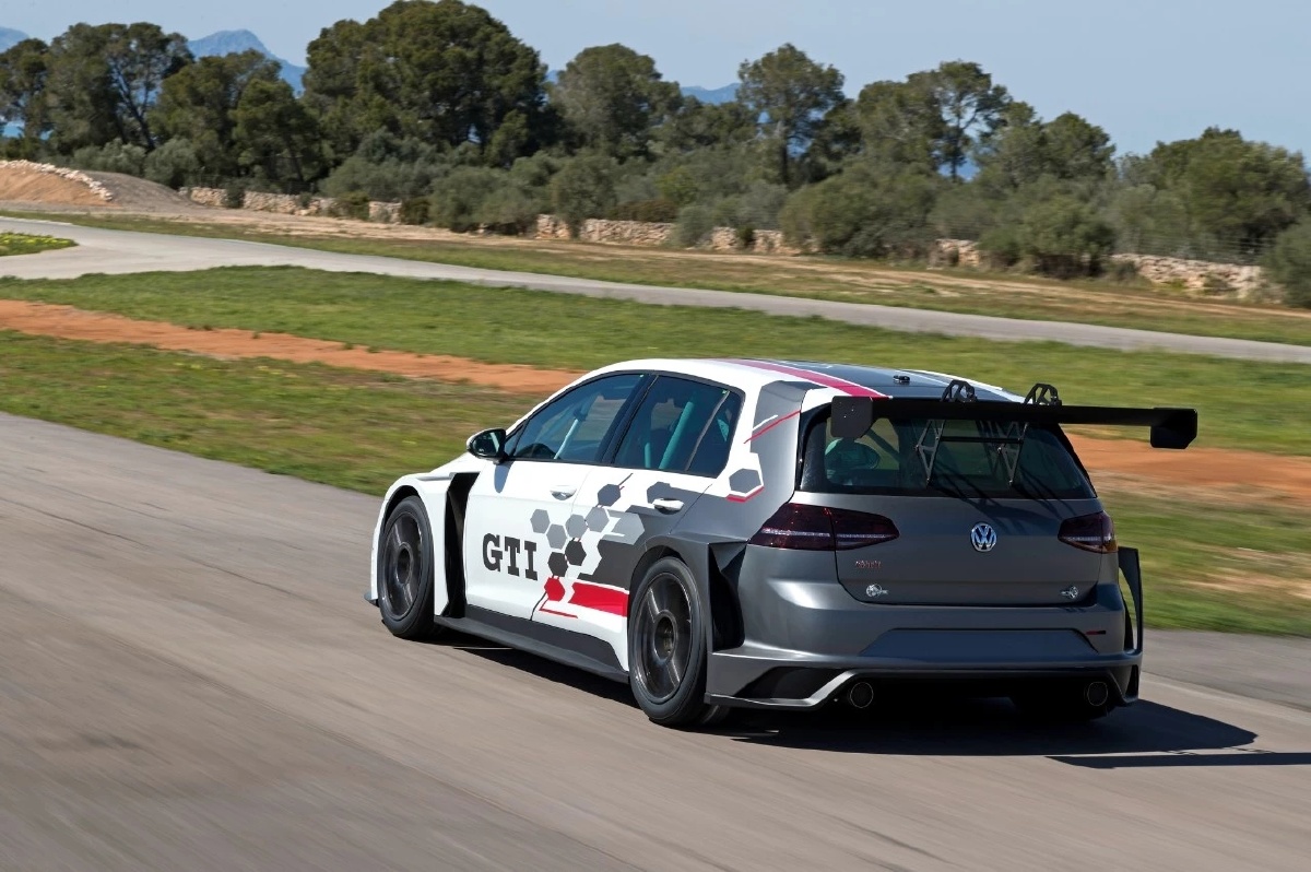 gti7宽体 - 旮旯旮旯325 - 图虫