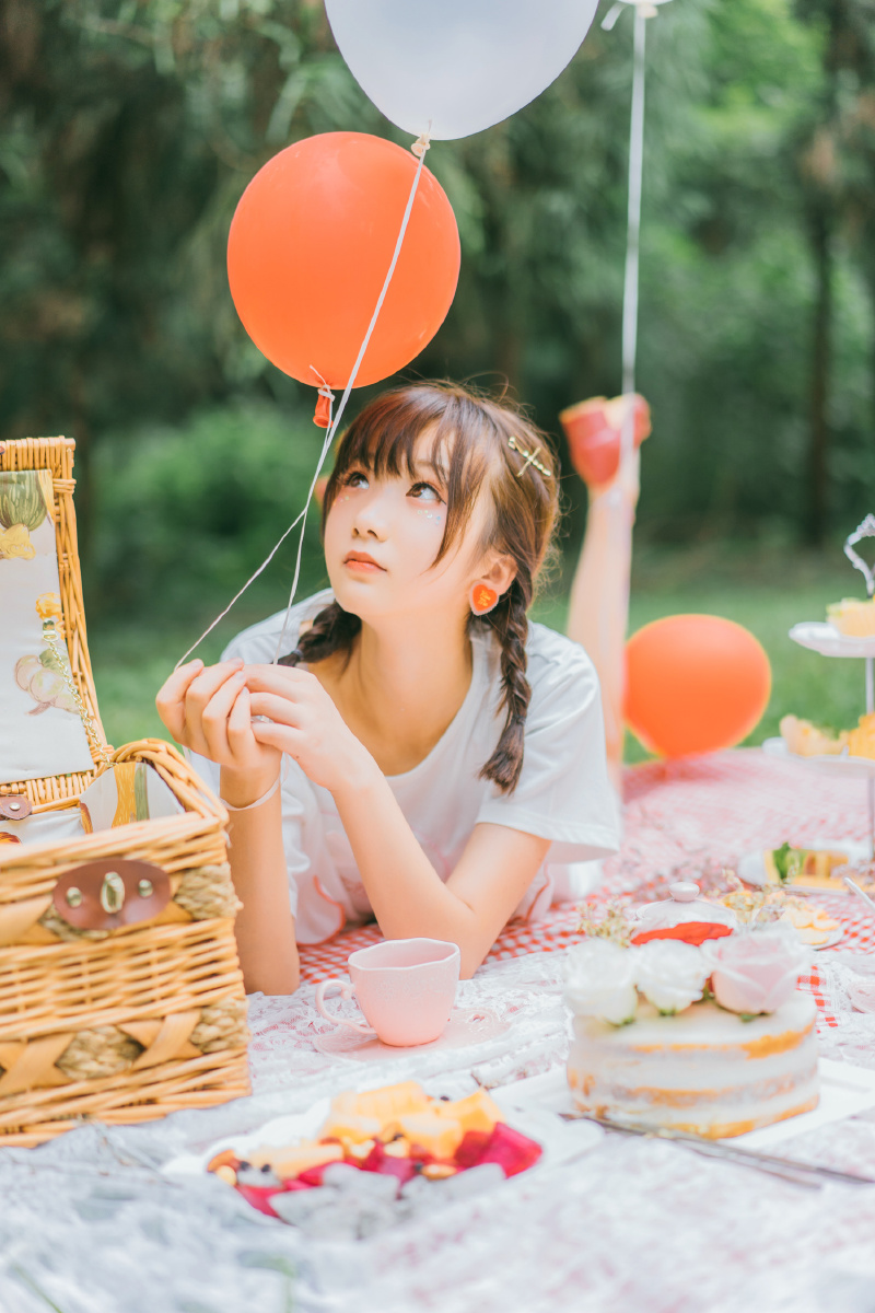野餐少女