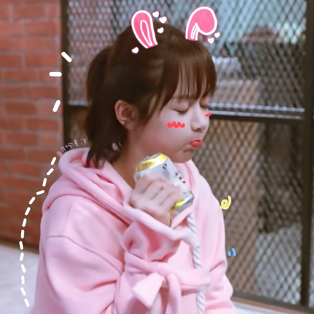 好喜欢可爱的小佟年呢