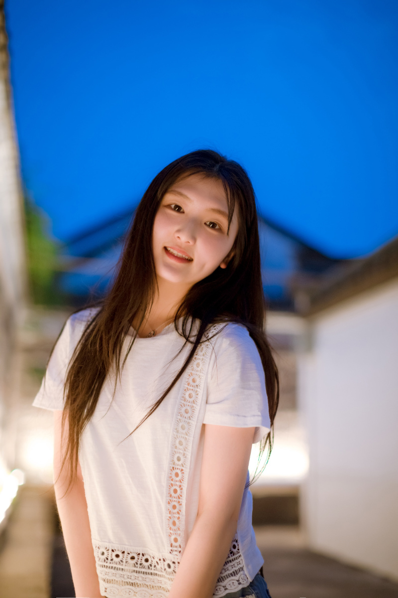 小酒窝长睫毛是你最美的记号