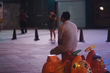 001