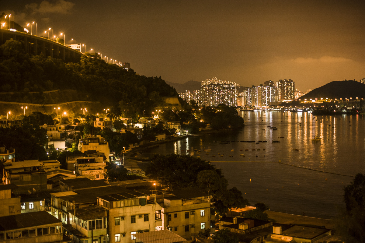 夜色港湾