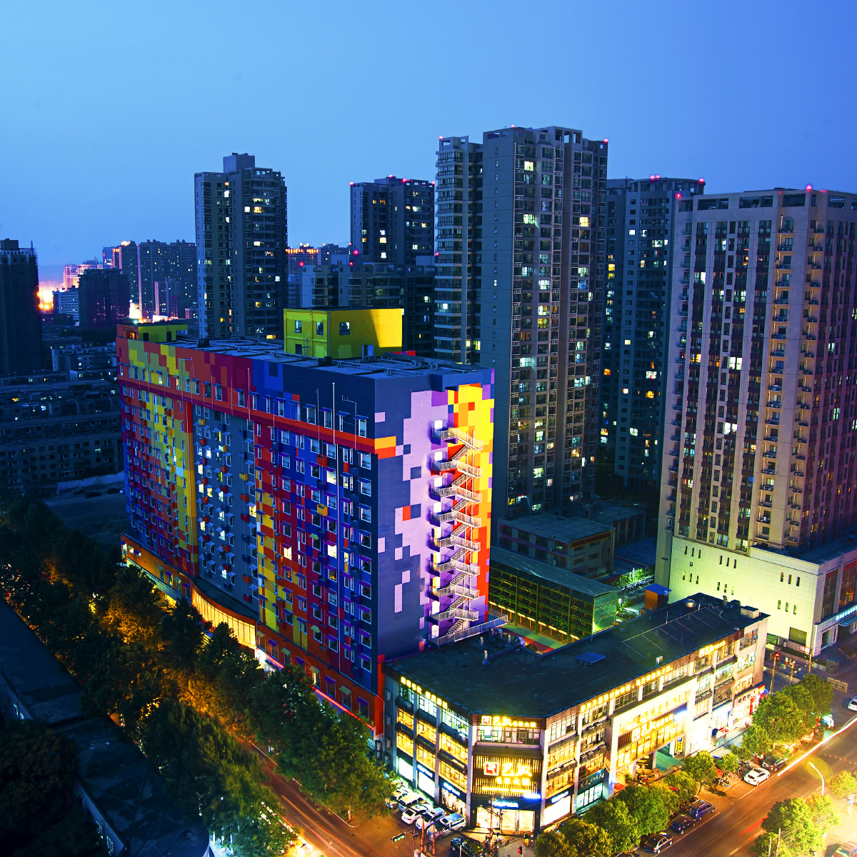 贪色猎奇的摄影师艺术酒店 欢迎光临喜鹊愉家