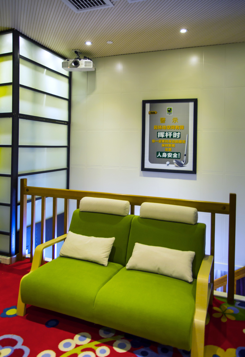 贪色猎奇的摄影师艺术酒店-欢迎光临喜鹊愉家