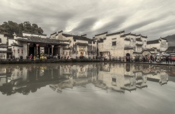 月沼