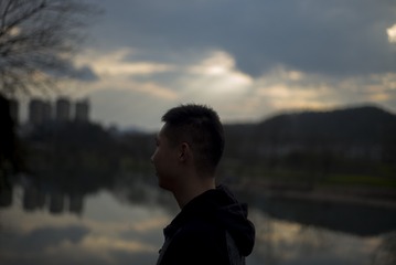 001