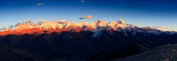 独守峰巅候金山