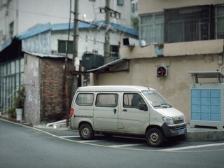 1000024881