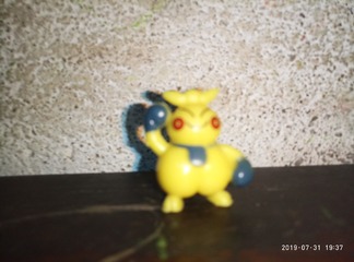 8713