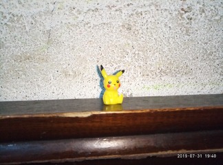 8725