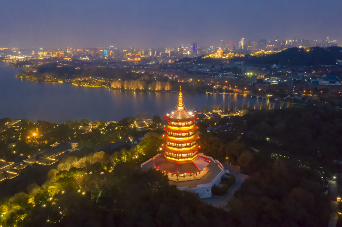 夜景全景#雷峰塔西湖1/1132一马平川mzj2019年4月30日2193关注雷峰塔