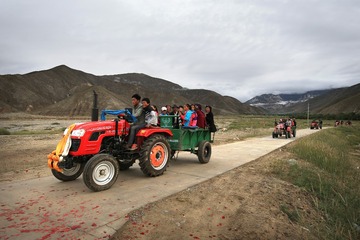 AG7X8587