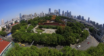 古典与现代结合，南京是一座历史文化名城（王正坤摄） (2)