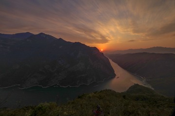 霞映巫峡（王正坤摄） (3)