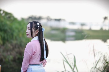 001