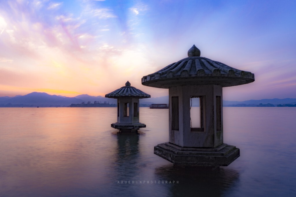 夕阳西下翠光亭