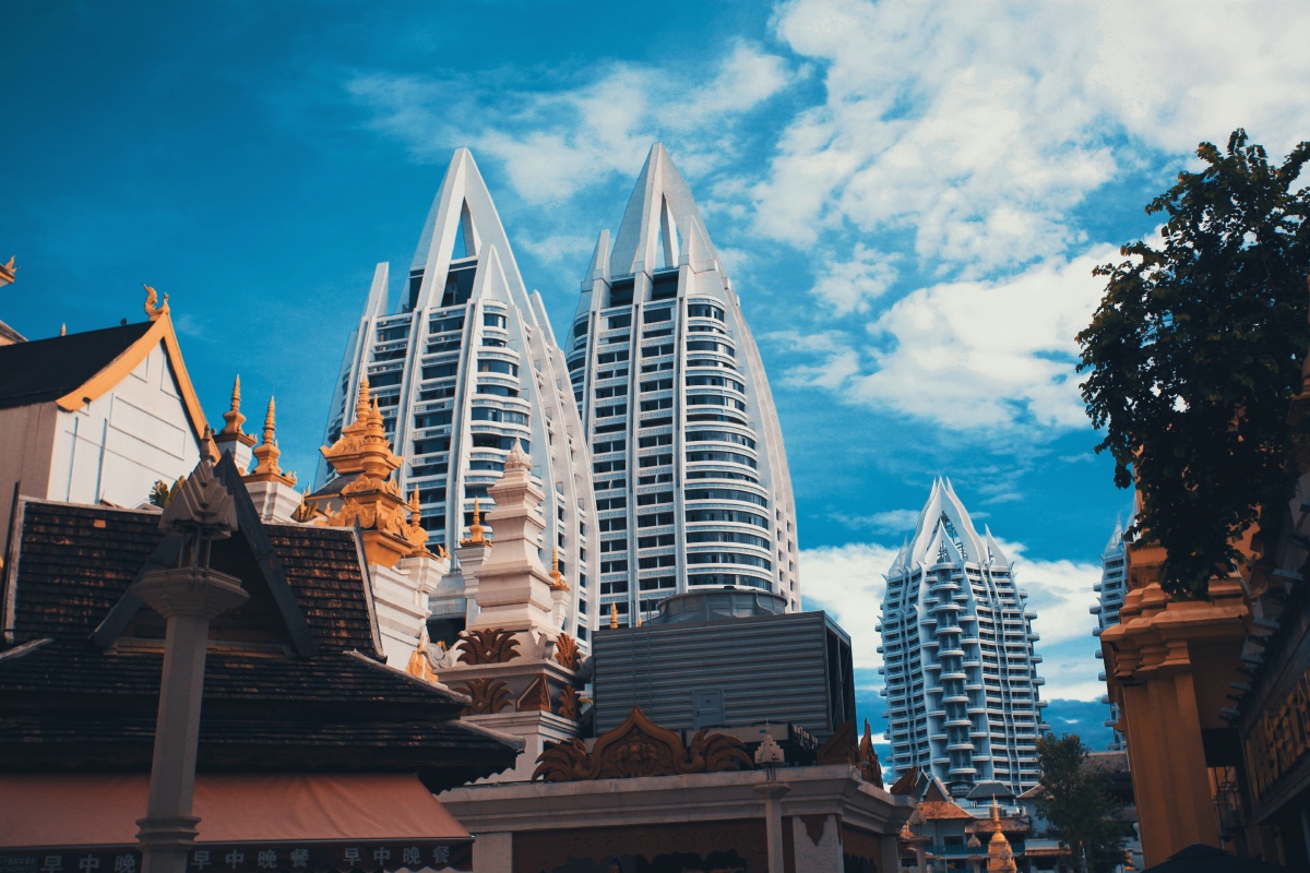 云南西双版纳告庄西双景