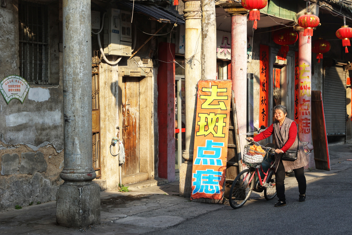 老城街头2021年3月广东揭阳揭阳老城街头