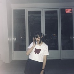 1084899