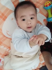 734977