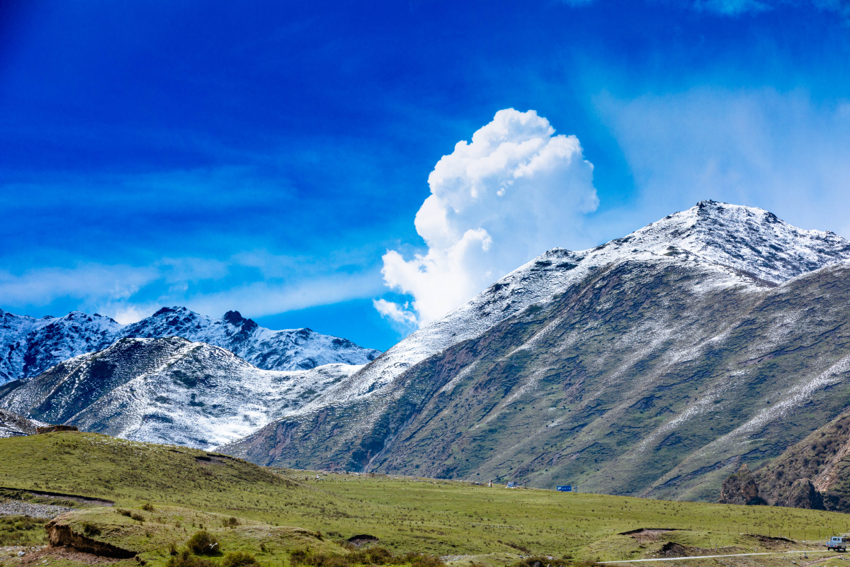第二站拉脊山72沿着227国道一路向西穿越海拔3820米的拉脊山口大