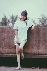 001