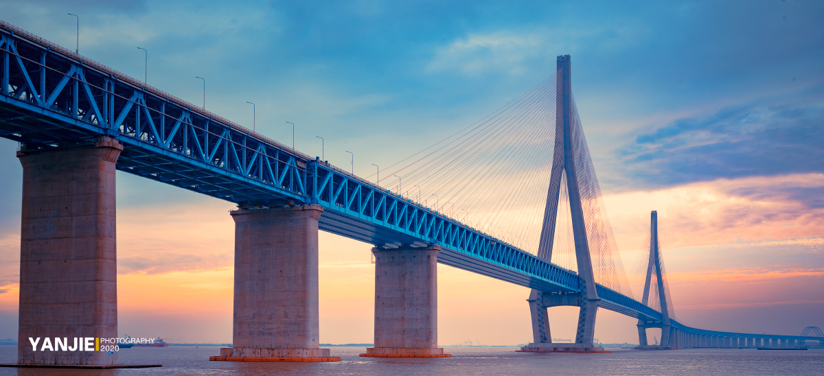沪通公铁长江大桥 - yanjie - 图虫