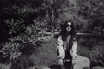 001