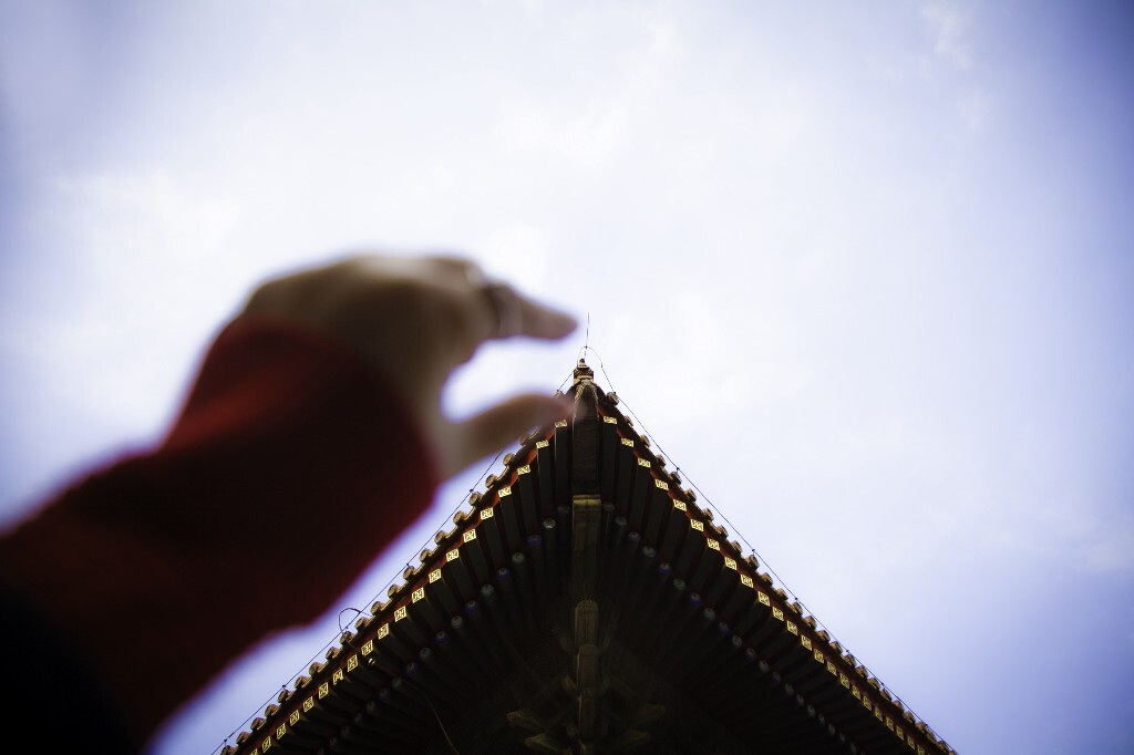 目光倾城 只为你 转一世流离 绽放美丽