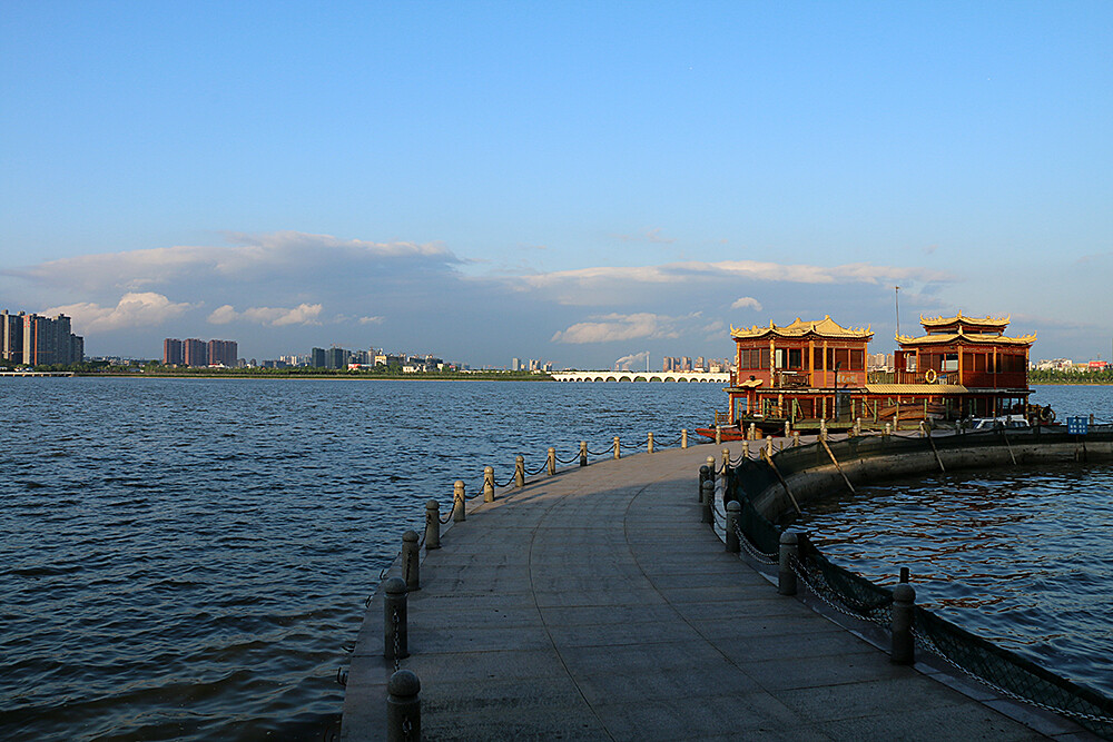 安庆:海阔天空,一路是蓝 - 佳能, 纪实, 街拍中国