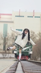 400413