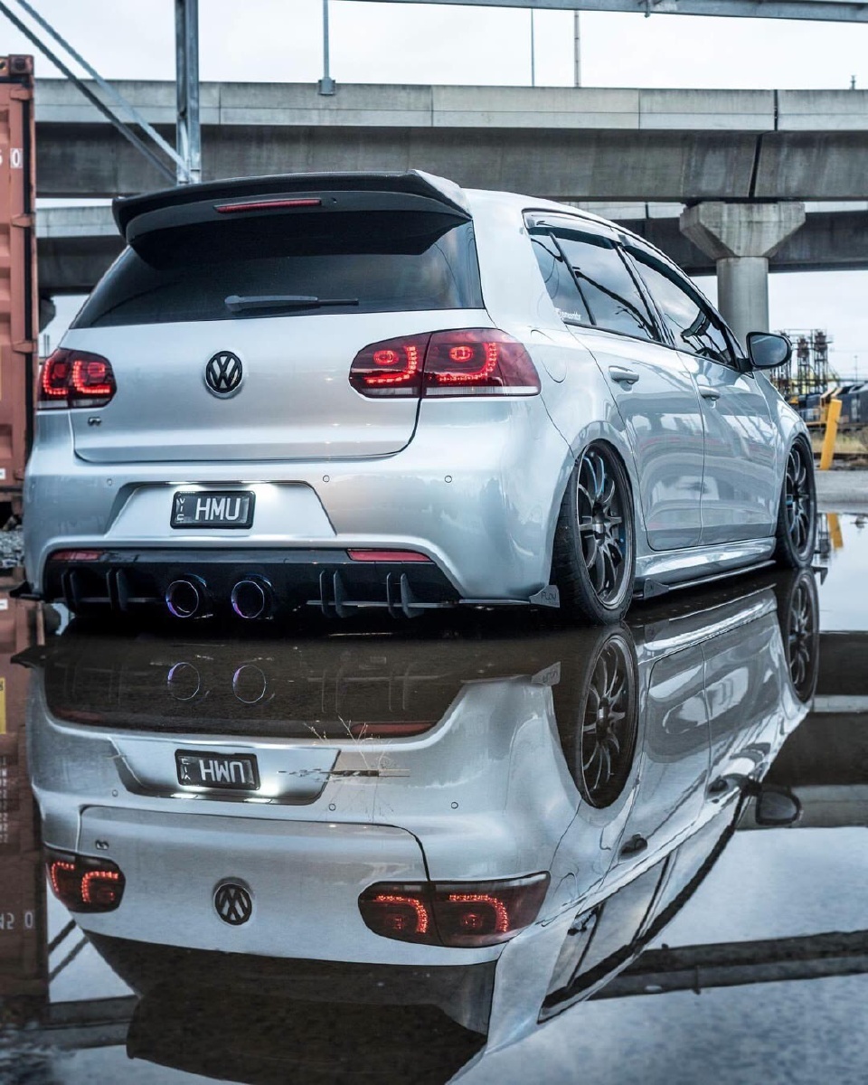 大众polo改装低趴图