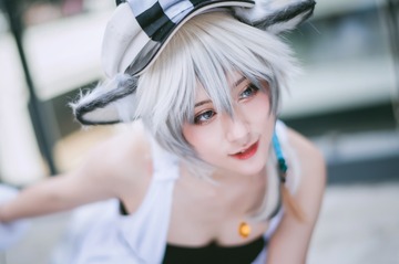 001