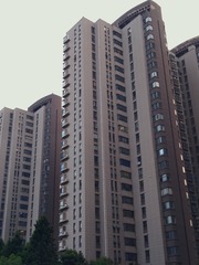 318634