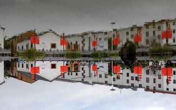 61843