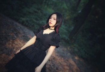 001