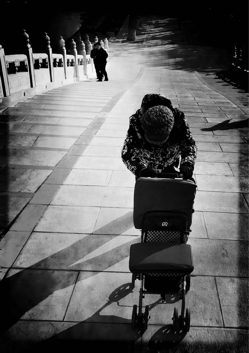 老妇- 孟梦 - 图虫